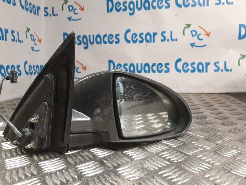 Recambio de retrovisor derecho para nissan primera berlina (p12) acenta referencia OEM IAM   