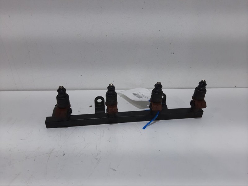 Recambio de rampa inyectora para chevrolet lacetti cdx referencia OEM IAM   