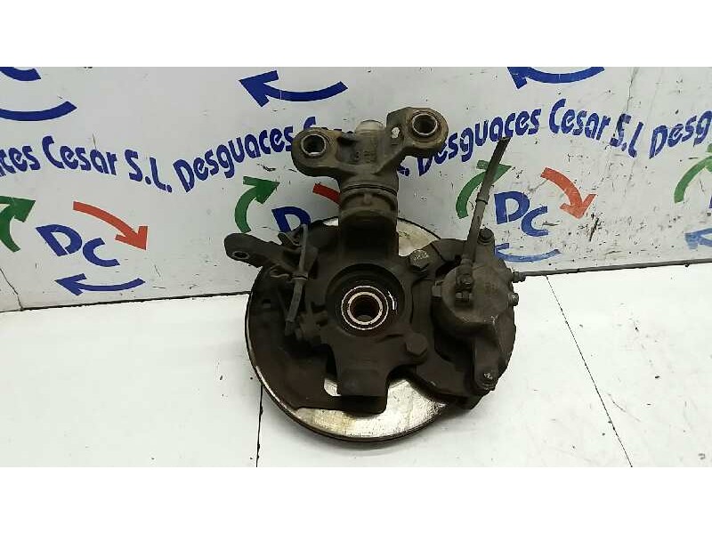 Recambio de mangueta delantera izquierda para nissan primera berlina (p12) acenta referencia OEM IAM 40011AU000  