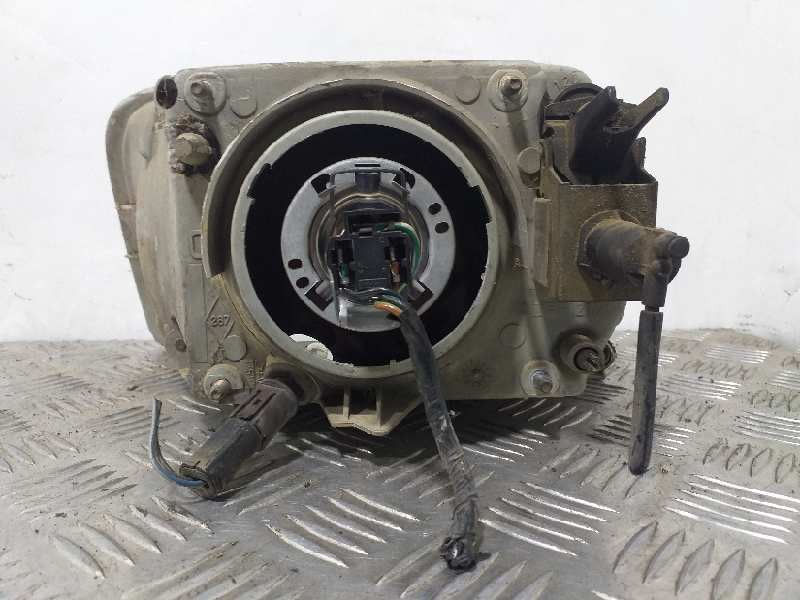 Recambio de faro derecho para renault express 1.200 referencia OEM IAM   