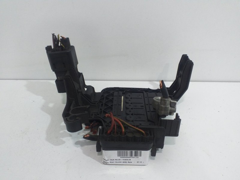 Recambio de caja reles / fusibles para seat toledo (kg3) style referencia OEM IAM 6R0915345  