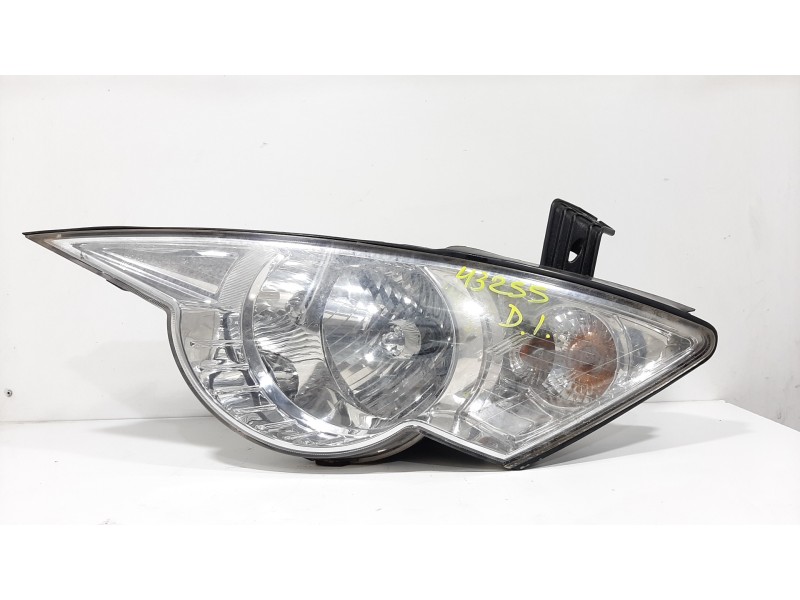 Recambio de faro izquierdo para ssangyong actyon 200 xdi referencia OEM IAM   