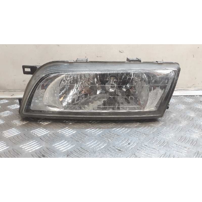 Recambio de faro izquierdo para nissan almera (n15) gx referencia OEM IAM 260602N325  