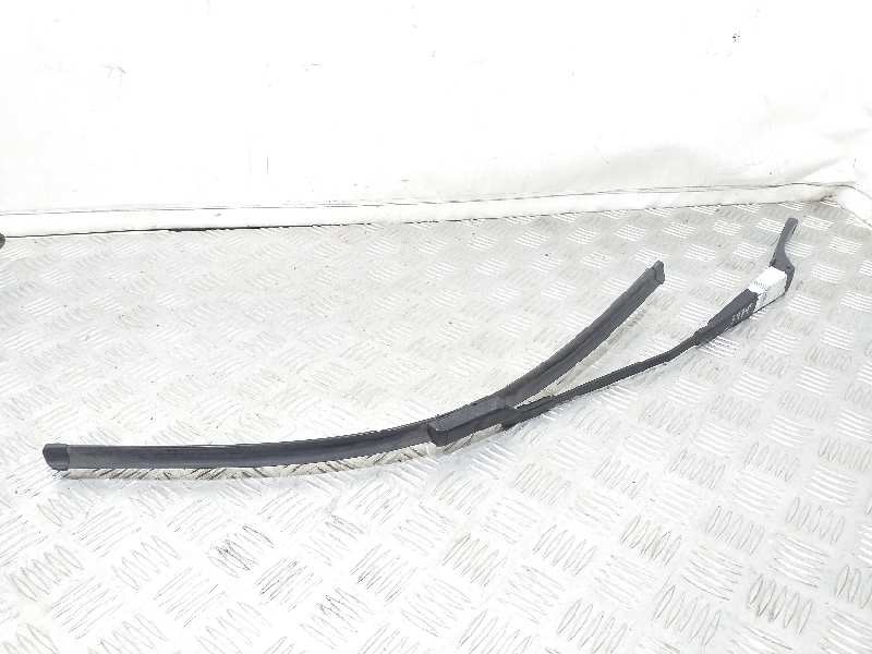 Recambio de brazo limpia delantero derecho para peugeot 308 confort referencia OEM IAM 6429EN  