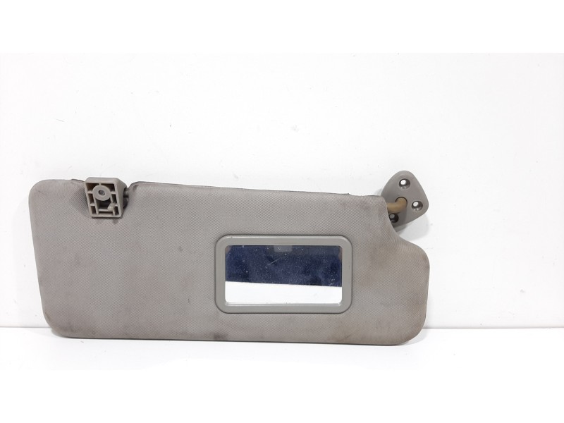 Recambio de parasol derecho para ssangyong actyon 200 xdi referencia OEM IAM   