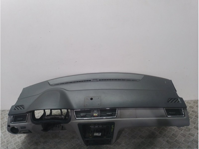 Recambio de salpicadero para seat toledo (kg3) style referencia OEM IAM 6JB857009  