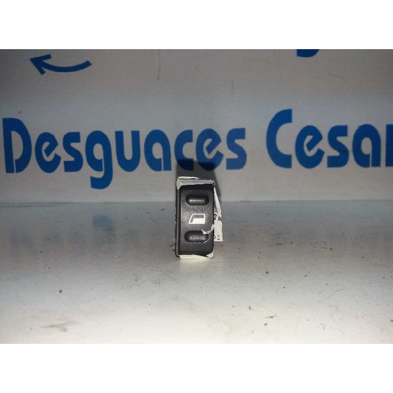 MANDO ELEVALUNAS DELANTERO DERECHO  - imagen 1