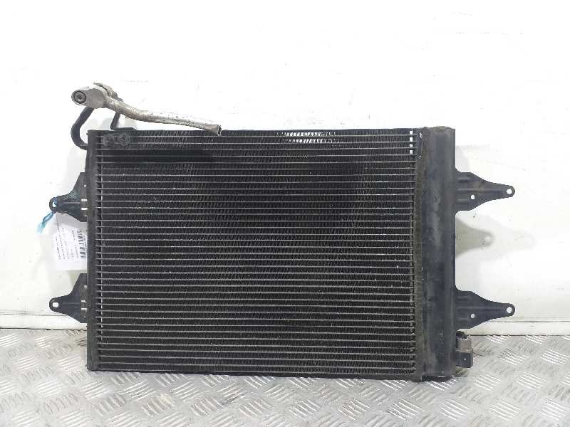 Recambio de radiador calefaccion / aire acondicionado para seat ibiza (6l1) sport referencia OEM IAM 6Q0820411  