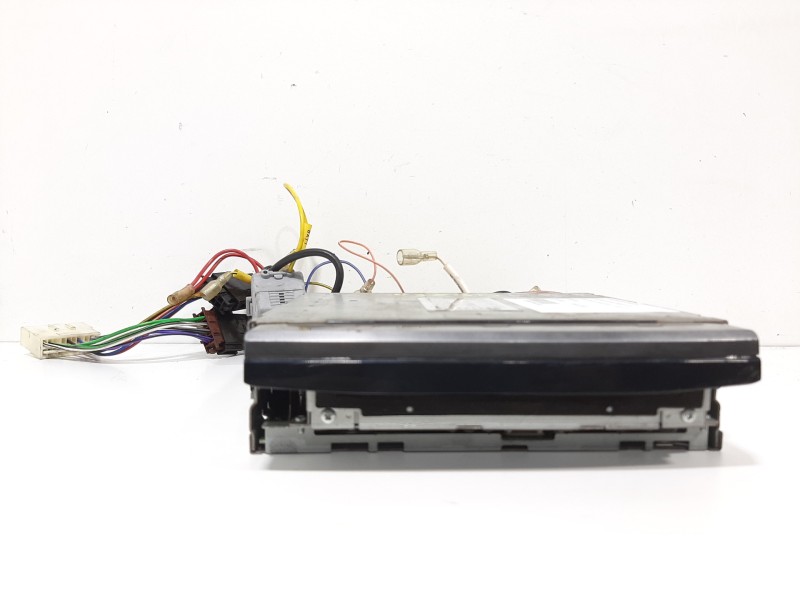 Recambio de sistema audio / radio cd para ssangyong actyon 200 xdi referencia OEM IAM 031359  