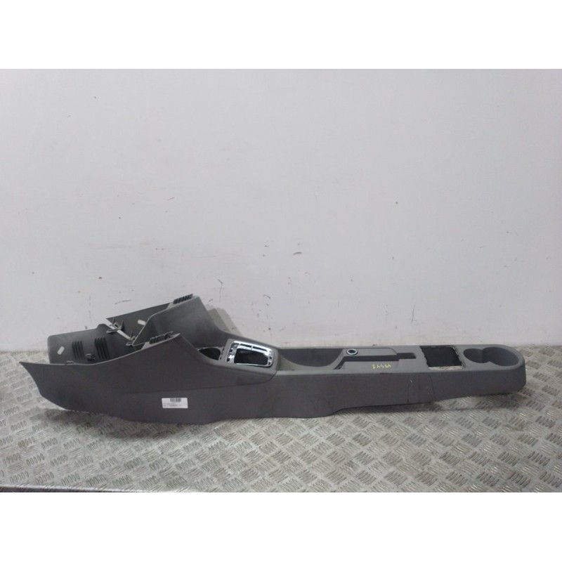 Recambio de consola central para seat toledo (kg3) style referencia OEM IAM 5JB863241F  