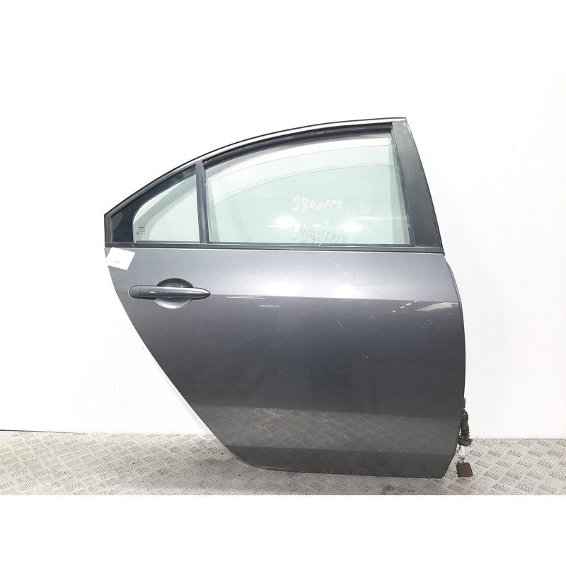 Recambio de puerta trasera derecha para nissan primera berlina (p12) visia referencia OEM IAM  GRIS 