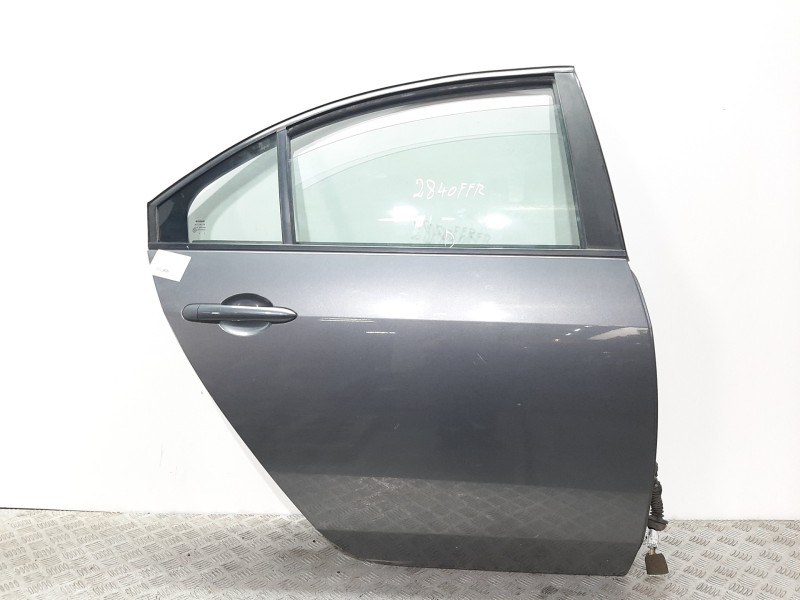 Recambio de puerta trasera derecha para nissan primera berlina (p12) visia referencia OEM IAM  GRIS 