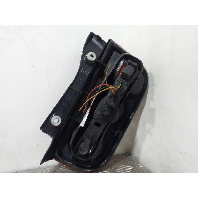 PILOTO TRASERO DERECHO 26554AX720  - imagen 2
