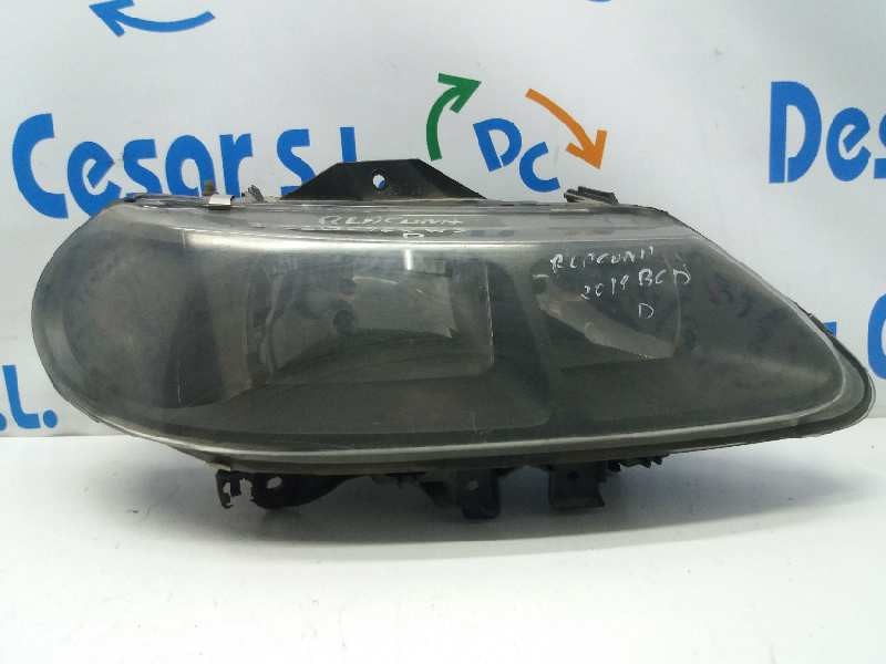 Recambio de faro derecho para renault laguna (b56) 1.9 dci rt referencia OEM IAM 7701047881  