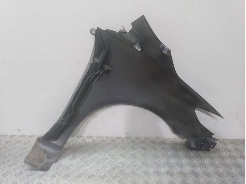 Recambio de aleta delantera izquierda para mazda 5 berl. (cr) 2.0 active+ referencia OEM IAM  NEGRO 