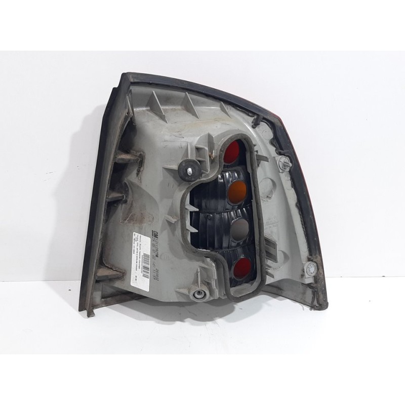 Recambio de piloto trasero izquierdo para opel astra g berlina comfort referencia OEM IAM 13110929  