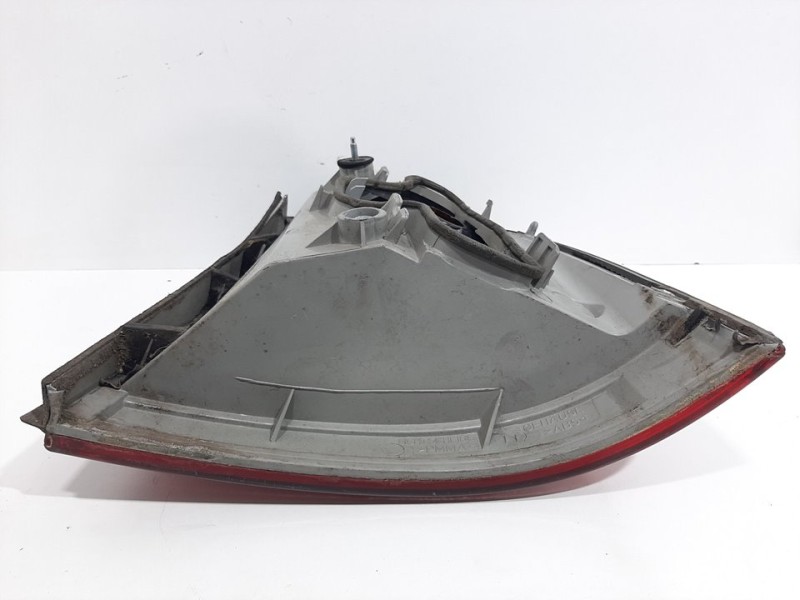 Recambio de piloto trasero izquierdo para opel astra g berlina comfort referencia OEM IAM 13110929  