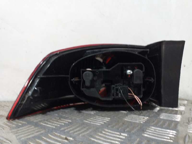 Recambio de piloto trasero derecho para renault laguna ii (bg0) authentique referencia OEM IAM   