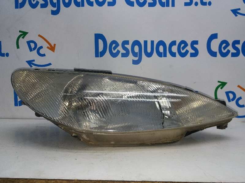 Recambio de faro derecho para peugeot 206 cc 1.4 referencia OEM IAM   