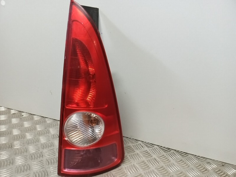 Recambio de piloto trasero derecho para renault espace iv (jk0) dynamique referencia OEM IAM 8200027152  