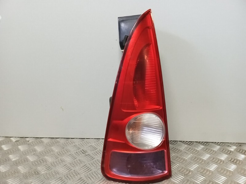 Recambio de piloto trasero izquierdo para renault espace iv (jk0) dynamique referencia OEM IAM 8200027153  