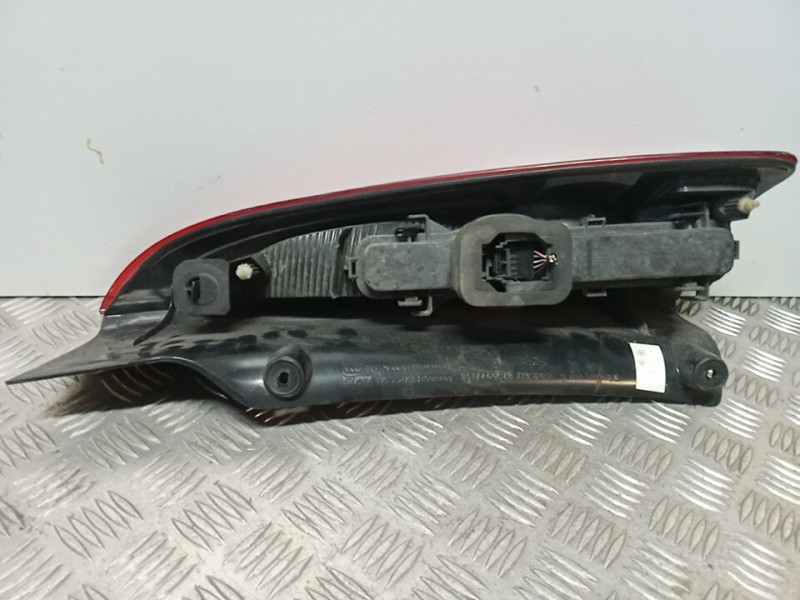 Recambio de piloto trasero izquierdo para renault espace iv (jk0) dynamique referencia OEM IAM 8200027153  