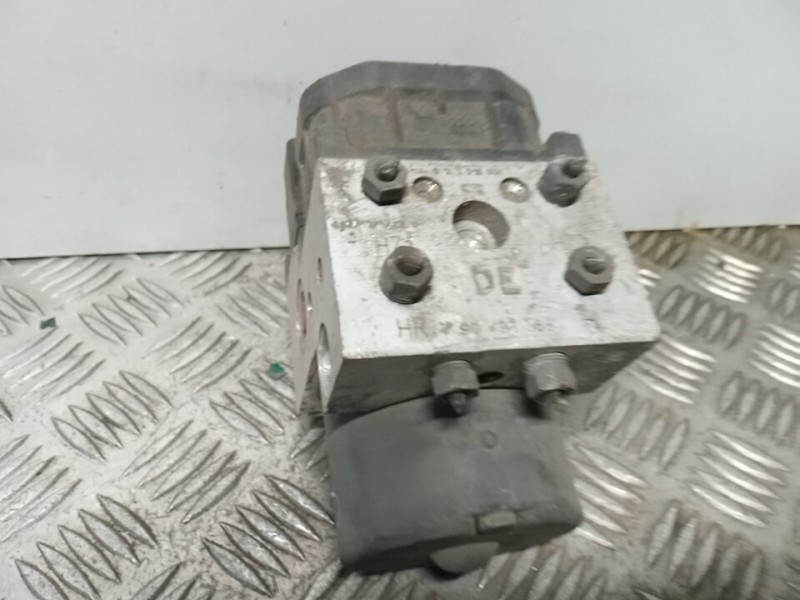 Recambio de abs para opel astra f berlina 1.6 cat referencia OEM IAM 0265216461 76138 