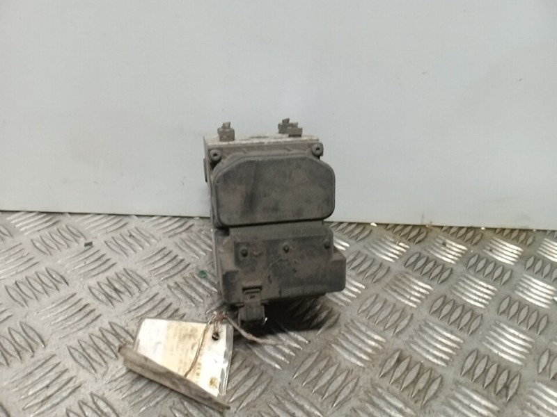 Recambio de abs para opel astra f berlina 1.6 cat referencia OEM IAM 0265216461 76138 