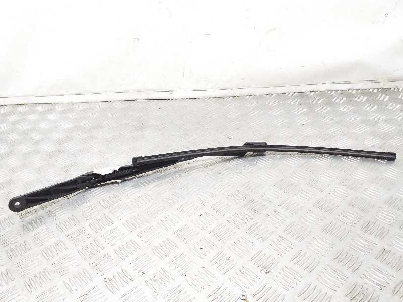 Recambio de brazo limpia delantero izquierdo para volkswagen passat variant (3c5) advance referencia OEM IAM   