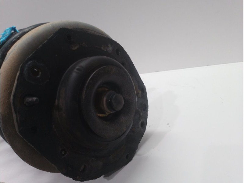 Recambio de amortiguador delantero izquierdo para citroën berlingo 1.9 d multivolumen referencia OEM IAM  9624713780 