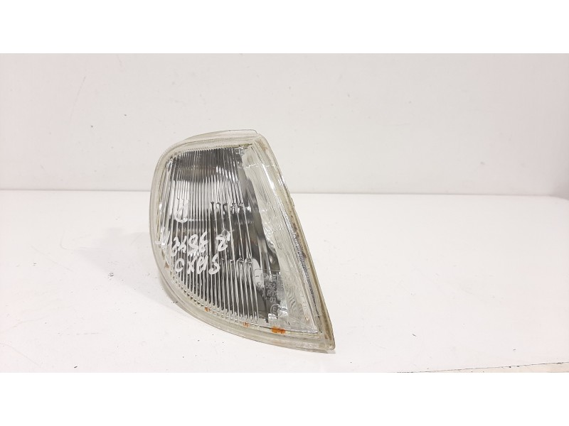 Recambio de piloto delantero derecho para citroën saxo 1.5 d monaco referencia OEM IAM 630360  