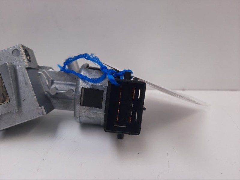 Recambio de conmutador de arranque para mazda 5 berl. (cr) 2.0 active+ referencia OEM IAM  3M513F880AC 