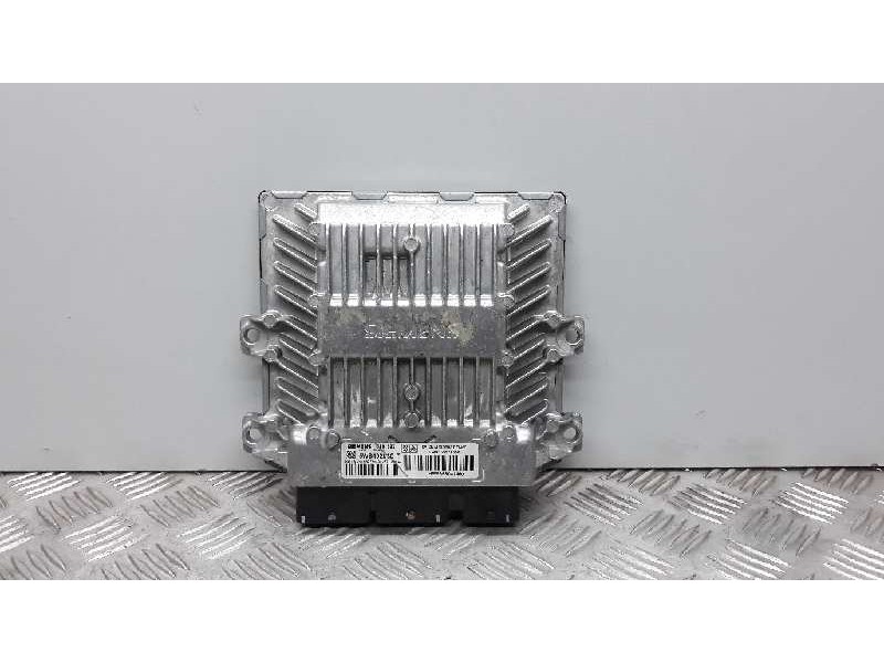 Recambio de centralita motor uce para citroën c4 berlina exclusive referencia OEM IAM 5WS40201C  