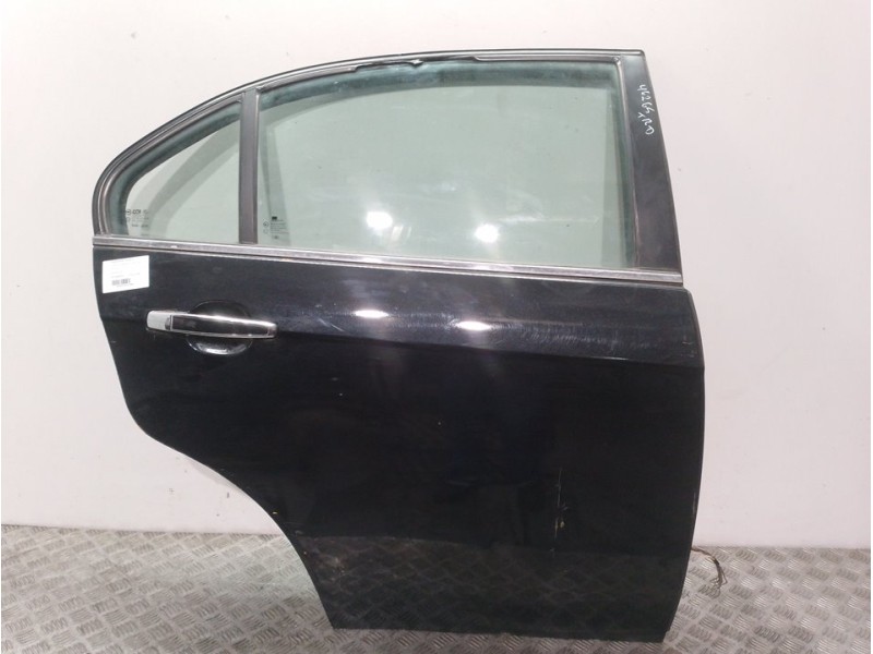 Recambio de puerta trasera derecha para chevrolet epica lt referencia OEM IAM 96635658 NEGRO 