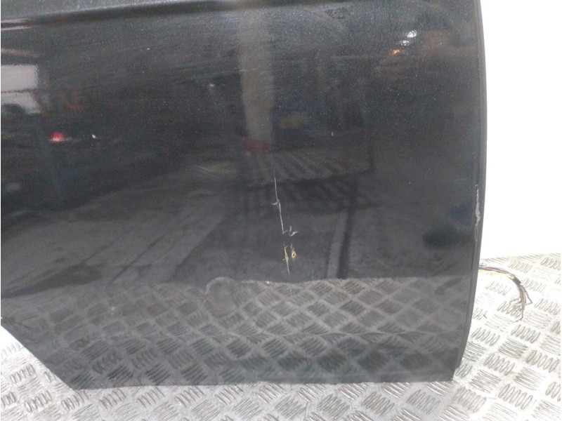 Recambio de puerta trasera derecha para chevrolet epica lt referencia OEM IAM 96635658 NEGRO 