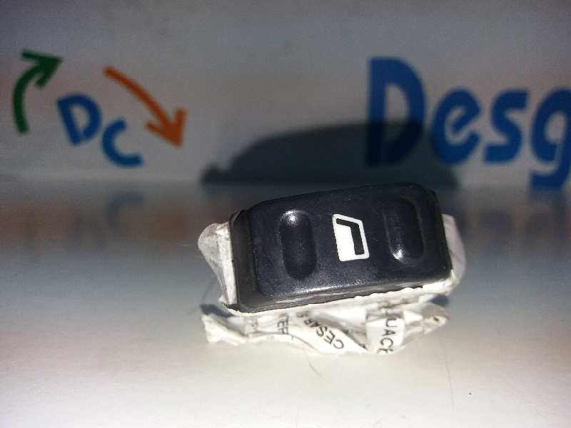 Recambio de mando elevalunas delantero izquierdo para citroën xsara berlina 1.6 attraction referencia OEM IAM 6552TA  