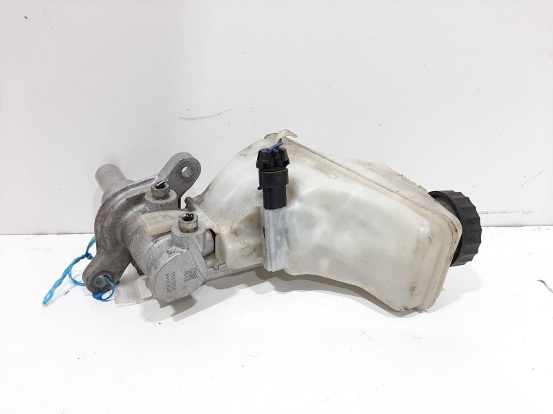 Recambio de bomba freno para opel corsa d catch me referencia OEM IAM 93189744  
