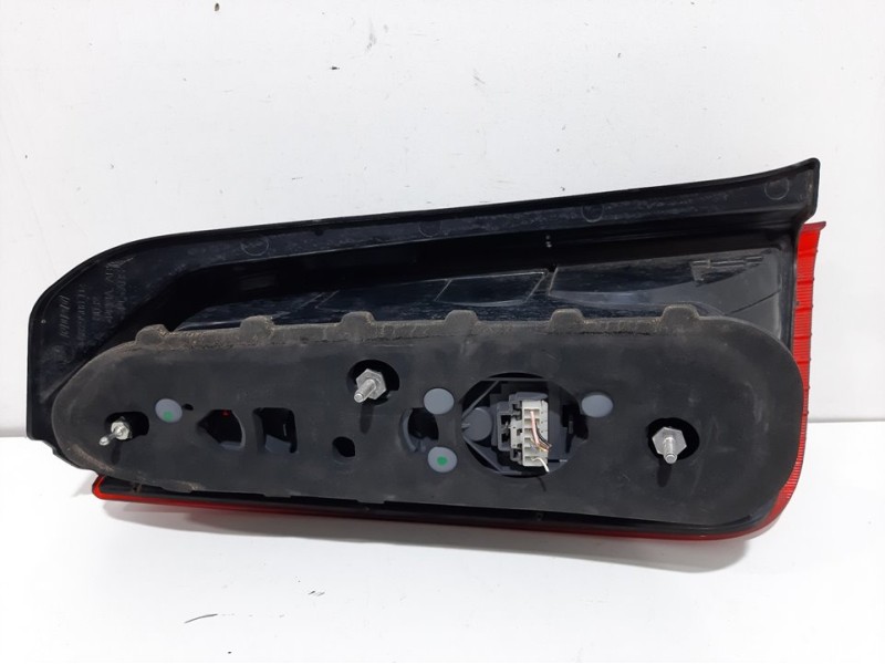 Recambio de piloto trasero derecho para lancia musa (184) 1.4 16v platino referencia OEM IAM 0334800  