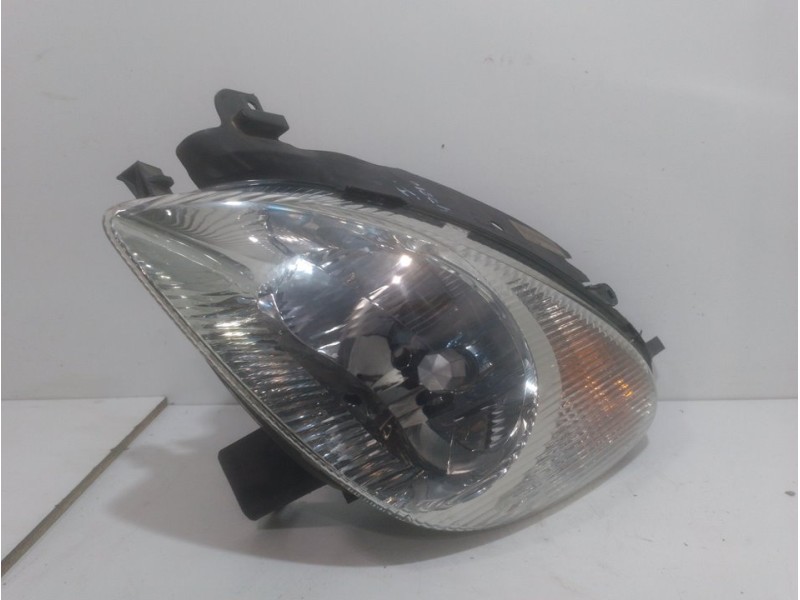 Recambio de faro izquierdo para citroën xsara picasso 1.8 16v referencia OEM IAM 9631495180  