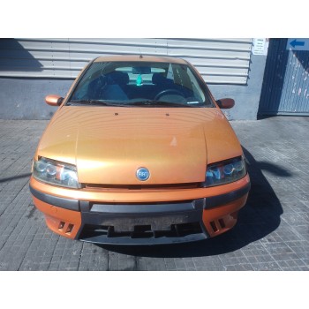FIAT PUNTO BERLINA (188)
