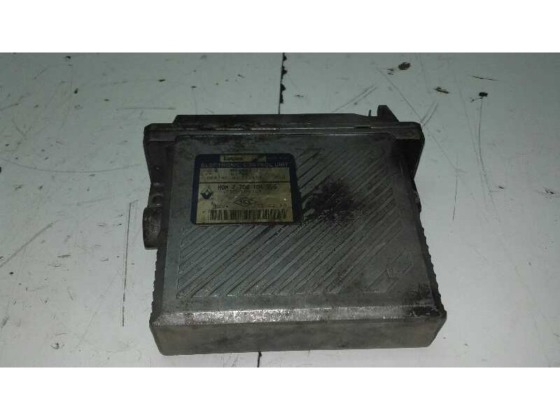 Recambio de centralita motor uce para renault clio ii fase i (b/cbo) 1.9 d referencia OEM IAM 7700104956 87205 