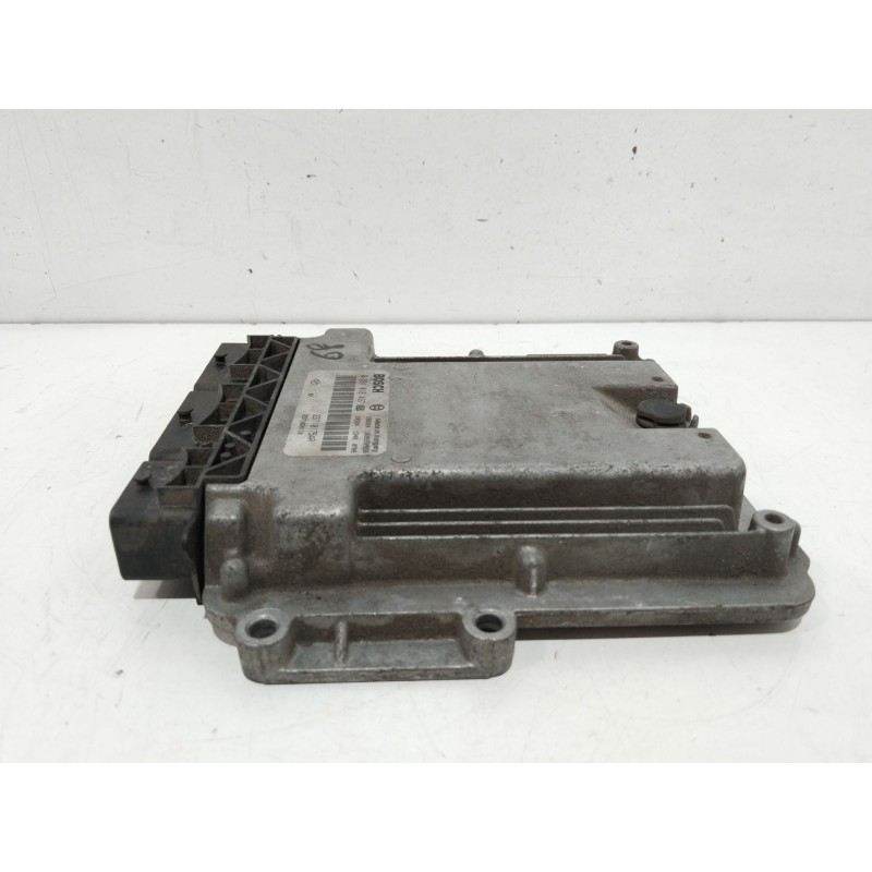 CENTRALITA MOTOR UCE 237101754R  - imagen 4