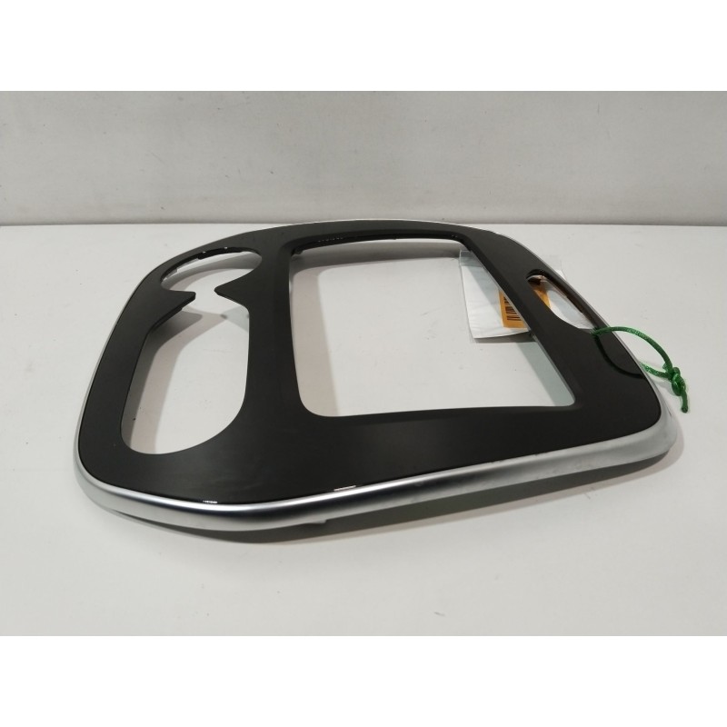 MOLDURA 682703348R  - imagen 2