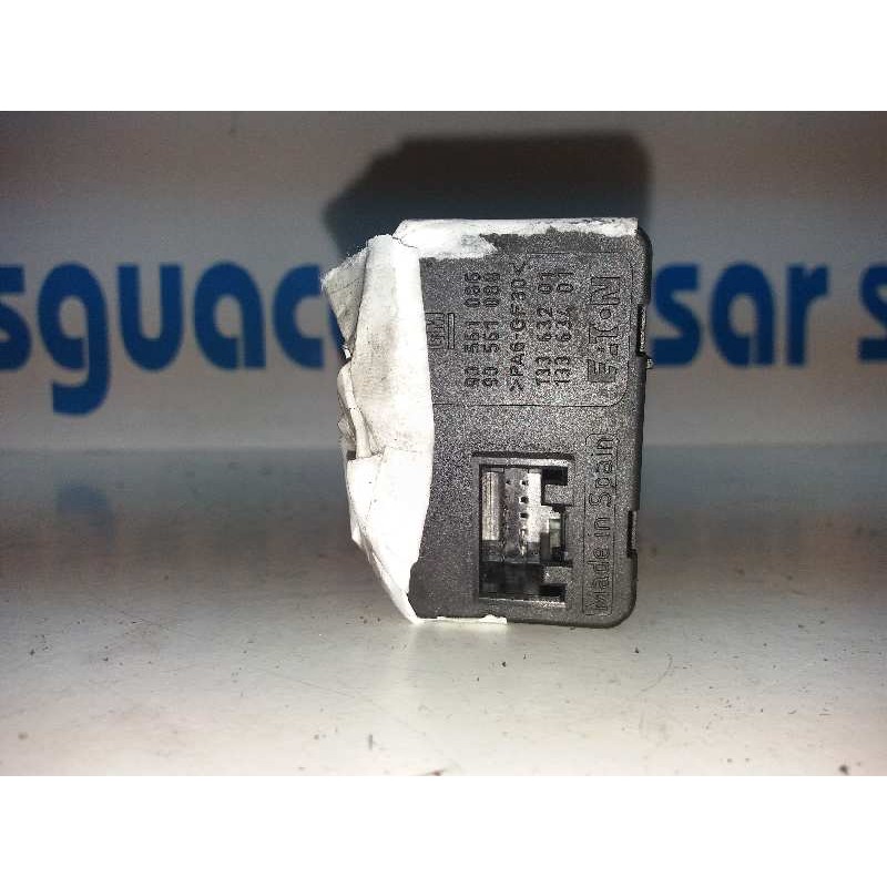 MANDO ELEVALUNAS DELANTERO IZQUIERDO  - imagen 2
