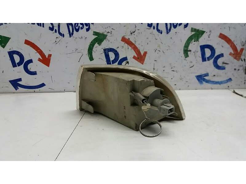 Recambio de piloto delantero derecho para fiat punto berlina (176) 1.2 16v cat referencia OEM IAM  90057  Recambio de piloto delantero derecho para fiat punto berlina (176) 1.2 16v cat referencia OEM IAM  90057