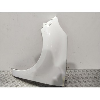 ALETA DELANTERA IZQUIERDA 631017581R BLANCO