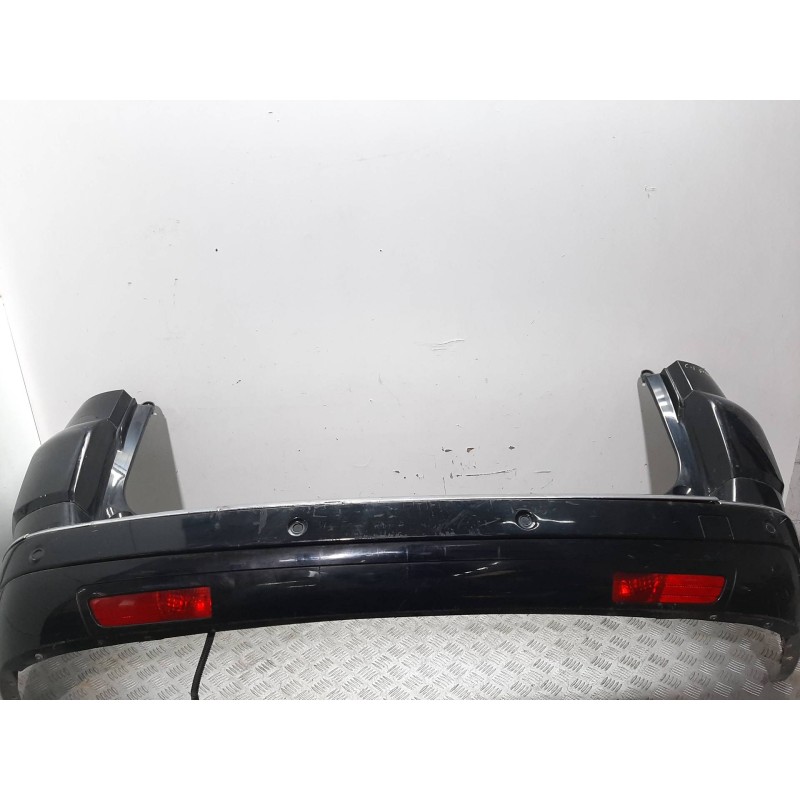 PARAGOLPES TRASERO NEGRO  - imagen 1