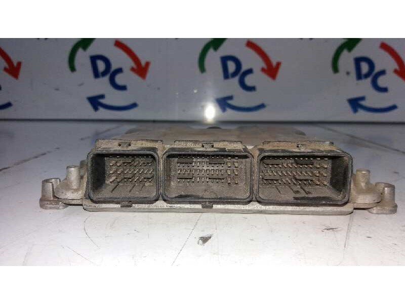 Recambio de centralita motor uce para renault laguna (b56) 1.9 dti carminat (a) referencia OEM IAM 0281001997 94335 