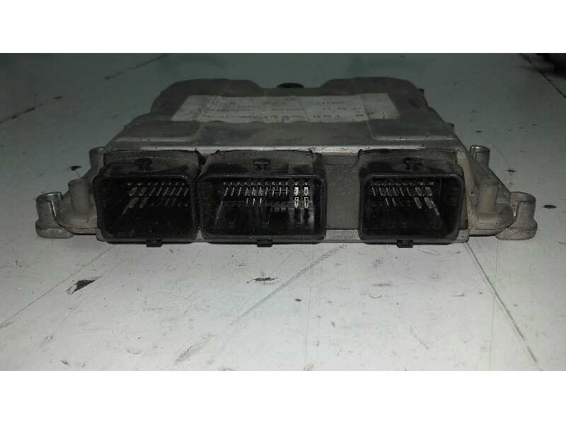 Recambio de centralita motor uce para peugeot 307 break / sw (s1) break xs referencia OEM IAM 9644606180 94361 