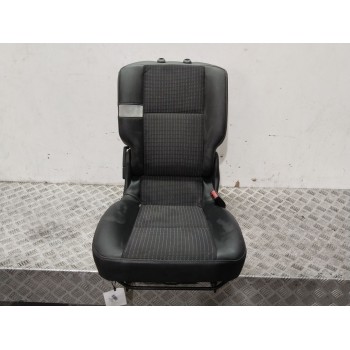 ASIENTO TRASERO DERECHO 880106813R 